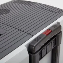 45-Litre 12V 240V Cooler -Garden & Outdoor Equipment Stores go 352439 i